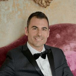 Roberto Celebrant Wedding Officiant