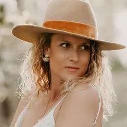 Kate Villa Photographer