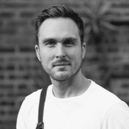 Tom Saint Photographer