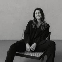 Damla Özer Photographer