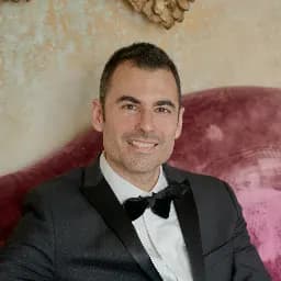 Roberto Celebrant Wedding Officiant