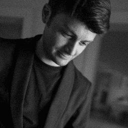 Paolo Costarelli Hair Stylist