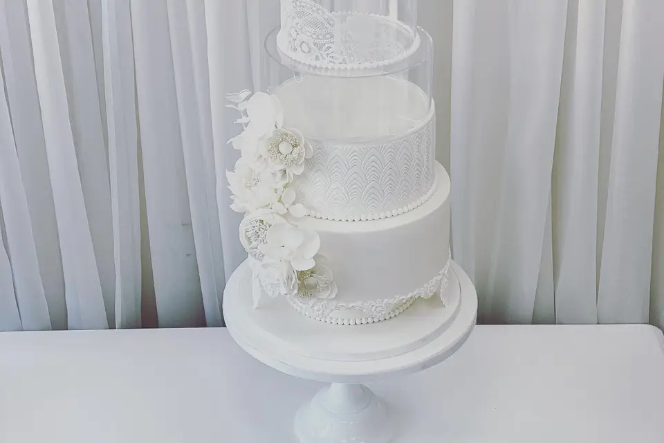 Luscious lovelies cakes — wedding catering — Scottish Highlands portfolio photo 3