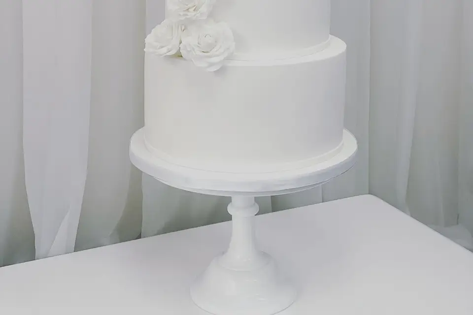 Luscious lovelies cakes — wedding catering — Scottish Highlands portfolio photo 2