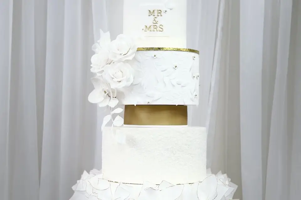 Luscious lovelies cakes — wedding catering — Scottish Highlands portfolio photo 4