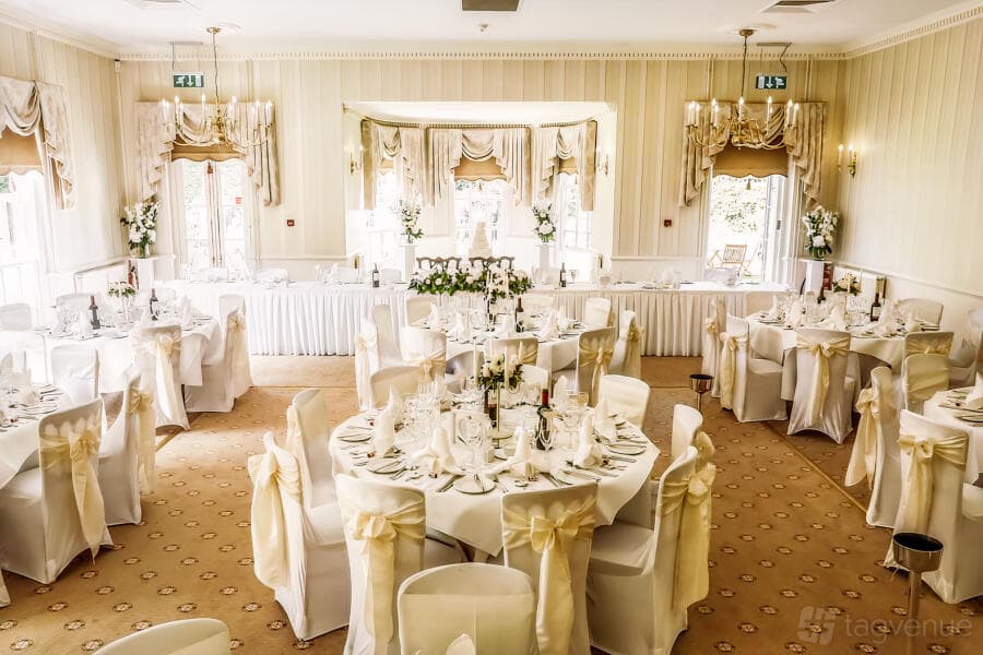 Exclusive Use at De Courceys Manor