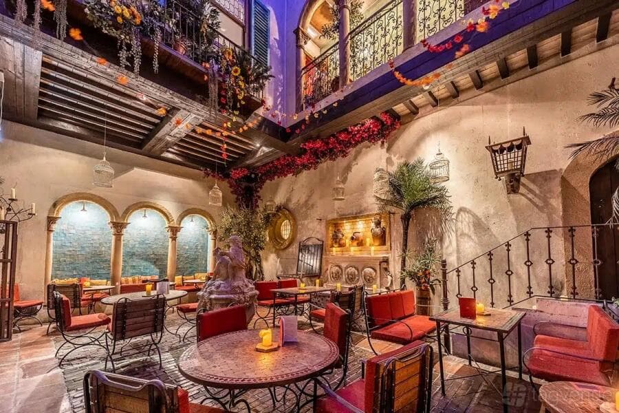 Courtyard at Arta