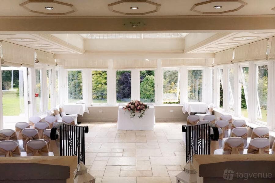 Vine Restaurant at Leigh Park Hotel